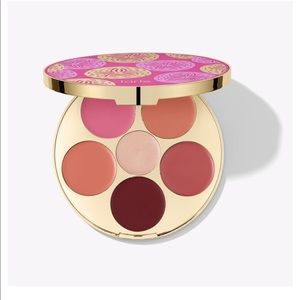 LIKE NEW !Tarte limited edition Kiss&Blush palette